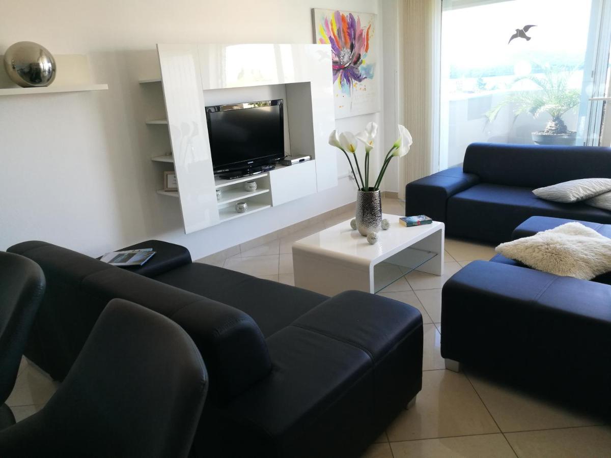 Villa Meli - Apartments Mit Meerblick Medolino Esterno foto