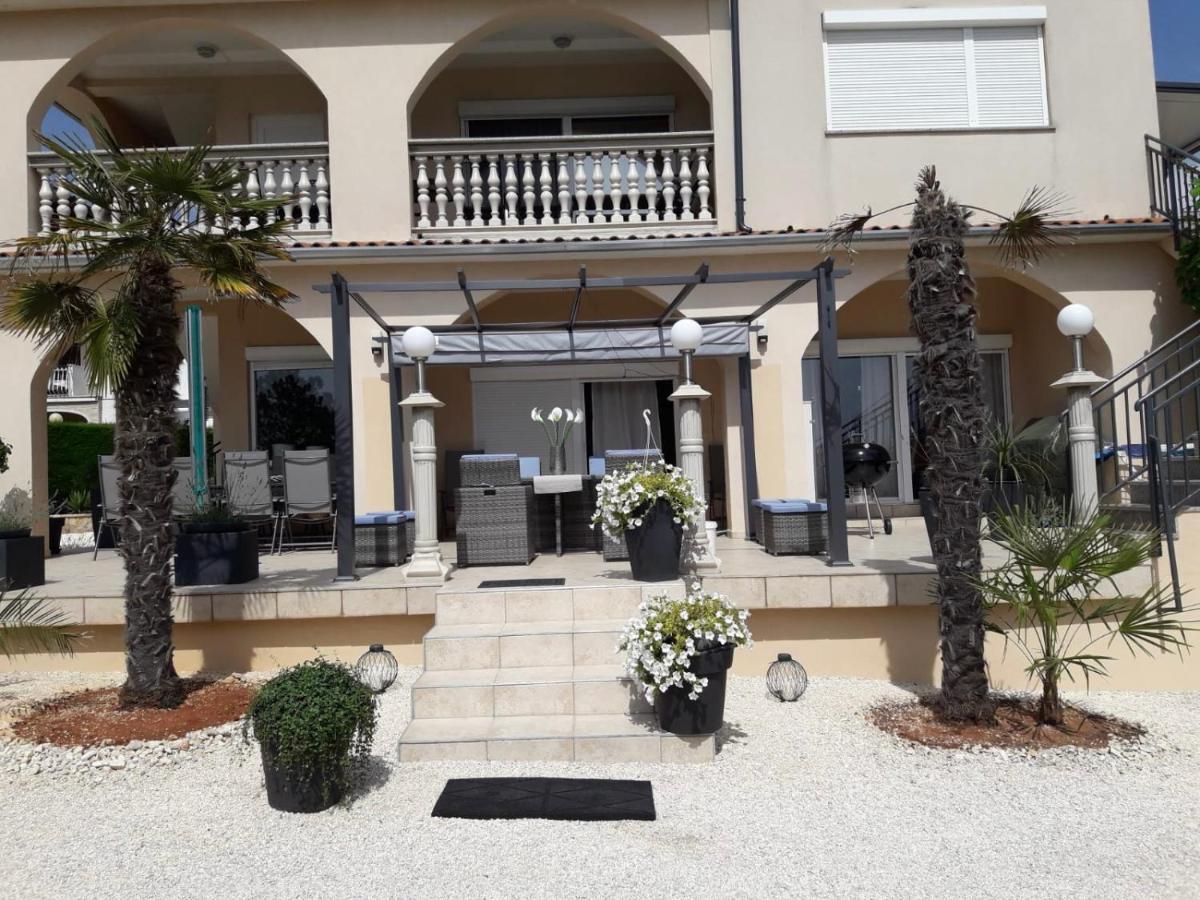 Villa Meli - Apartments Mit Meerblick Medolino Esterno foto