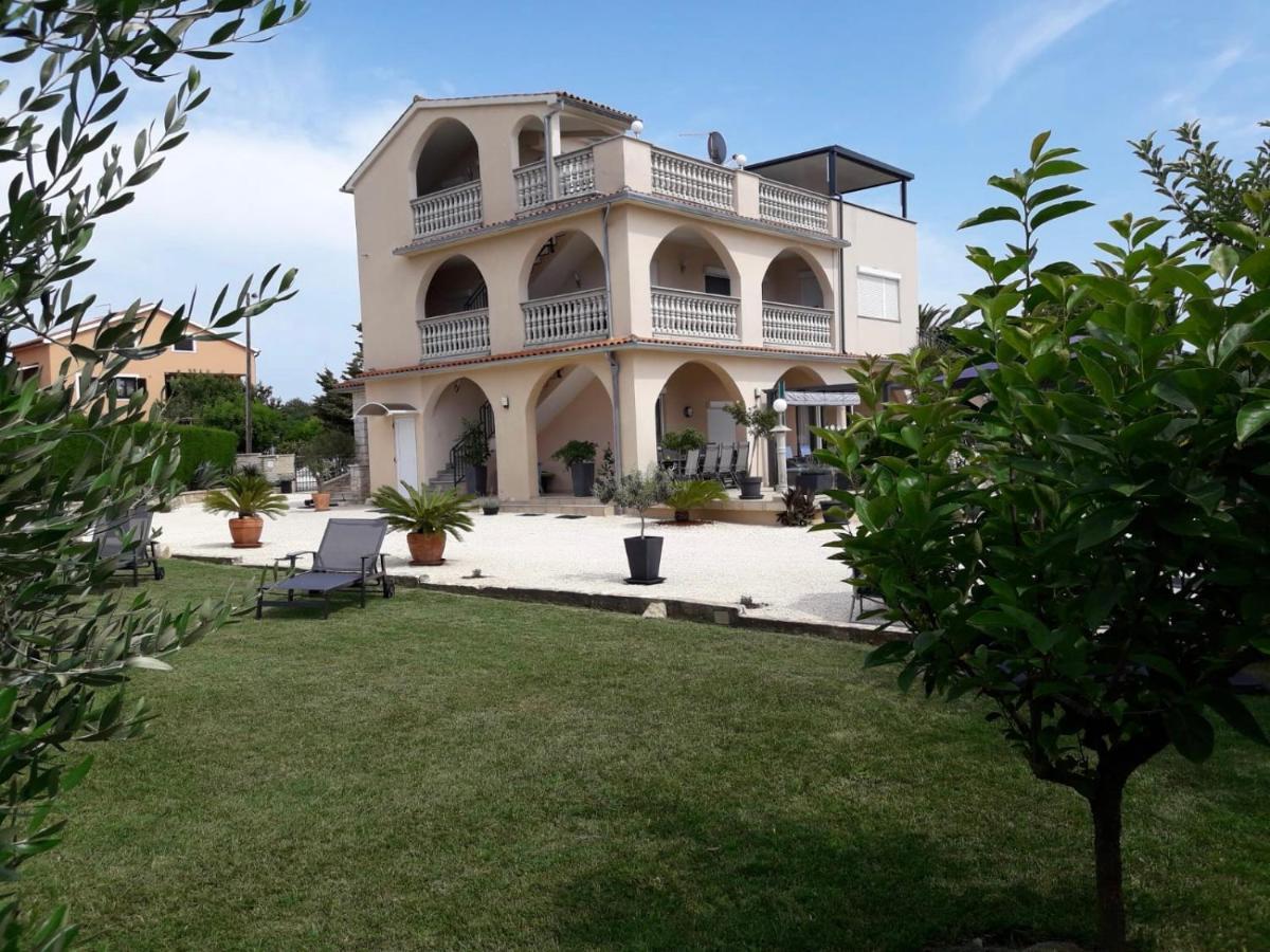 Villa Meli - Apartments Mit Meerblick Medolino Esterno foto