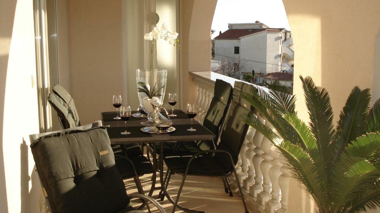 Villa Meli - Apartments Mit Meerblick Medolino Esterno foto
