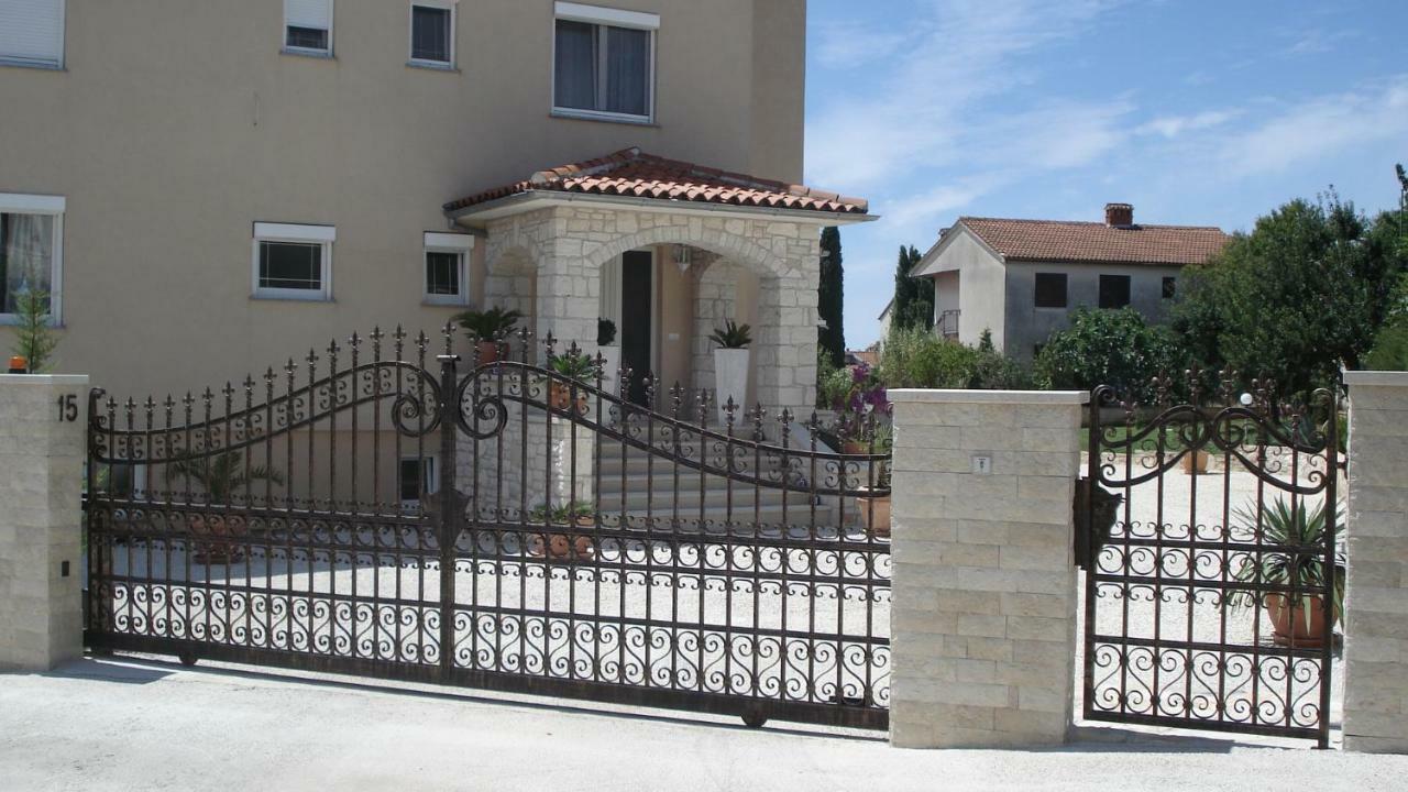 Villa Meli - Apartments Mit Meerblick Medolino Esterno foto